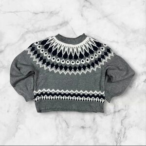 Gray and White Patterned Women's Sweater